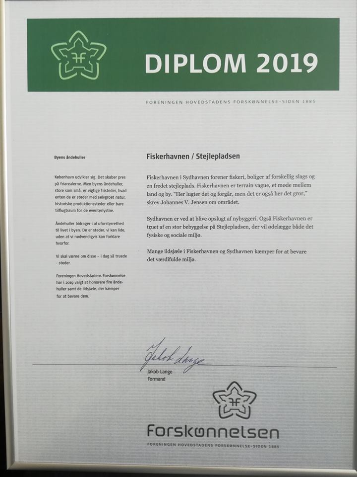 Diplom fra Foreningen Hovedstadens Forskønnelse til Fiskerhavnen med Stejlepladsen.